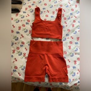 SET ACTIVE Set- size small